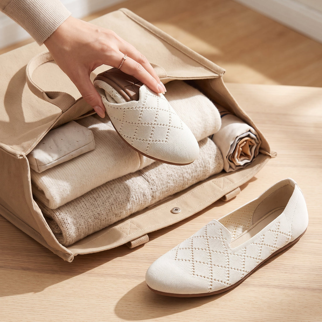 Best Travel Flats: Lightweight Shoes for Walking and Packing