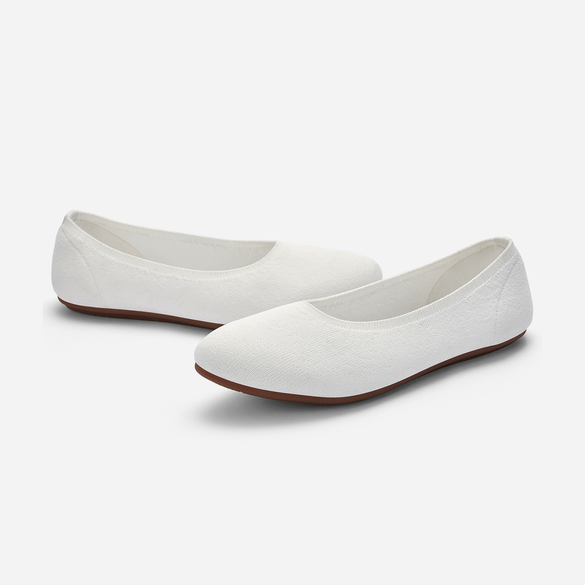 Meadow Round Flats (Clover) | White